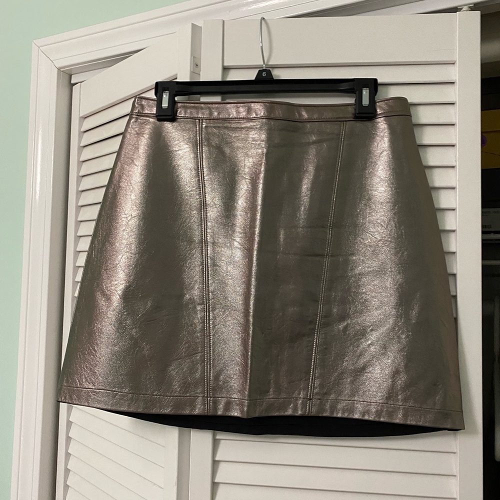 A & F metallic skirt